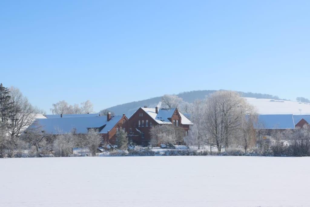 Idyllische Ferienwohnung Auf Altem Bauernhof Mit Wallbox Emmerthal Luaran gambar